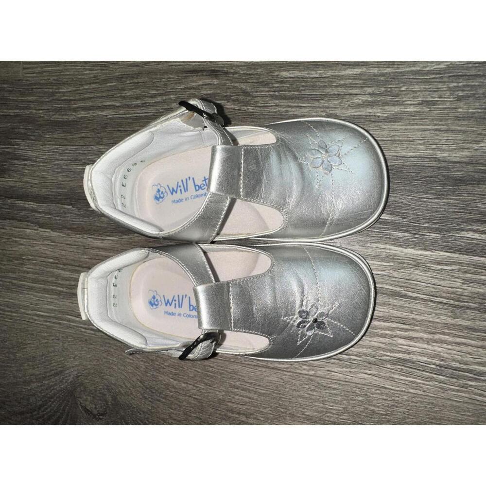 Will'Beth Silver Leather Mary Jane Shoes for Kids